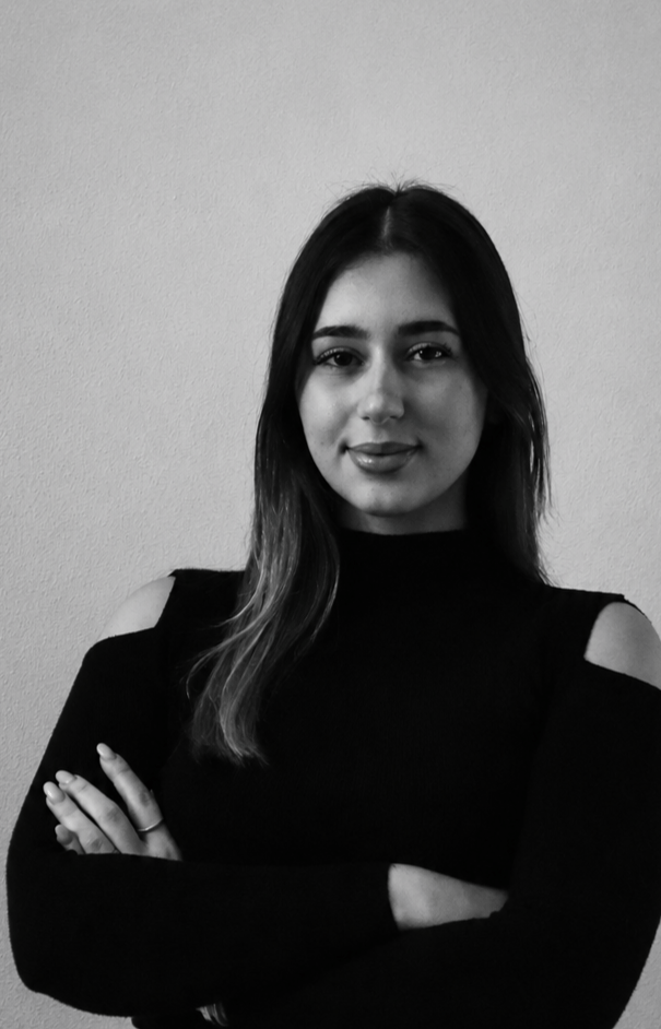 Sofia Bustaggi — Visual Brand Designer & Social Media Manager di Blu Vele